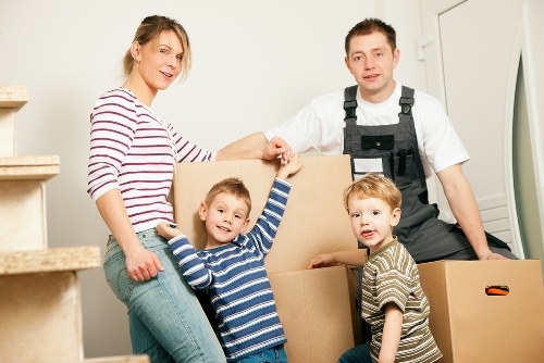Local moving truck suitable for Coulsdon residential and business relocations