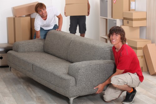 Residential moving support in Coulsdon streets